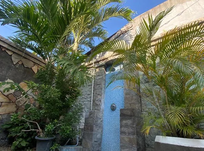 Marquis Carabas Villa