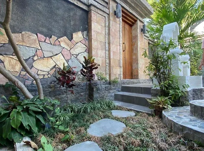 Villa Marquis Carabas